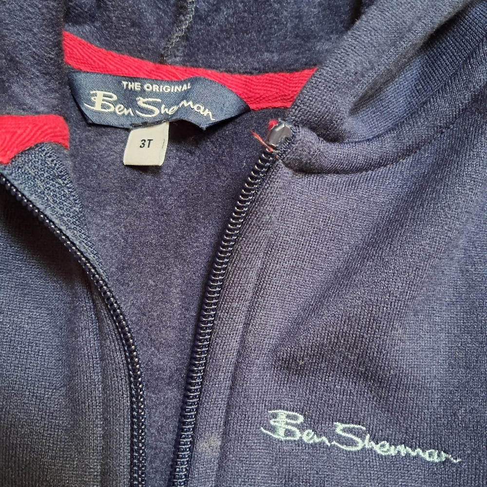 Ben Sherman Zippered Sweatshirt with Hood, Plush Inner Fabric Sz 3T Blue and Red - Picture 3 of 4